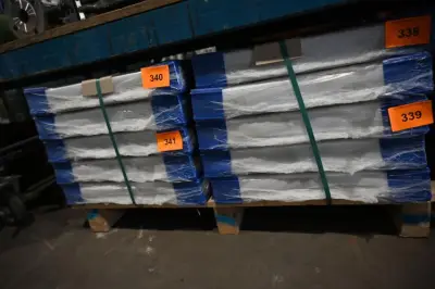 2x radiator – kavel bij Openbare Verkopen, Vichte