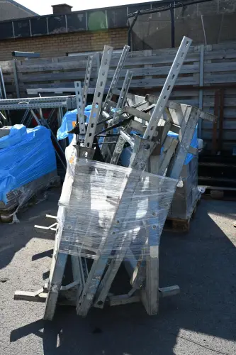 Pallet diverse galva onderdelen – kavel bij Openbare Verkopen, Vichte