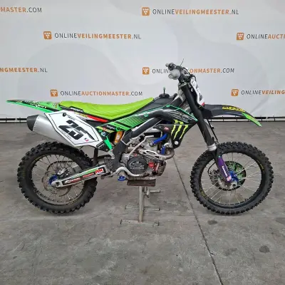 Crossmotor, Kawasaki, KX 45 0F – kavel bij Domeinen Roerende Zaken, Soesterberg