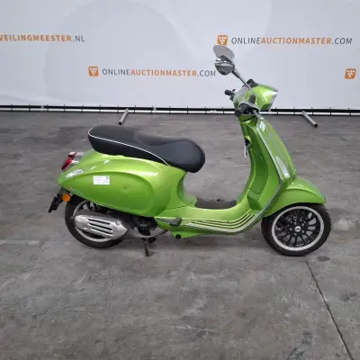 Snorscooter, Vespa, Sprint, 2019 – kavel bij Domeinen Roerende Zaken, Soesterberg