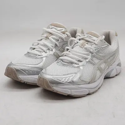 Paar sneakers, maat 44, Asics, F960124 – kavel bij Domeinen Roerende Zaken, Groningen