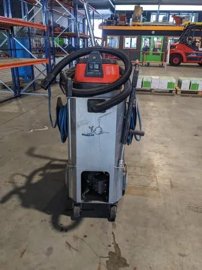 Combi machine> Hogedruk, waterzuiger, Hakomatic Supervac, Hako Whale 40 – kavel bij Onlineveilingmeester, Heerenveen