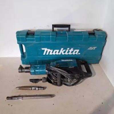 Elektrische breekhamer, Makita, HM1317C, 2017 – kavel bij Onlineveilingmeester, Heerenveen