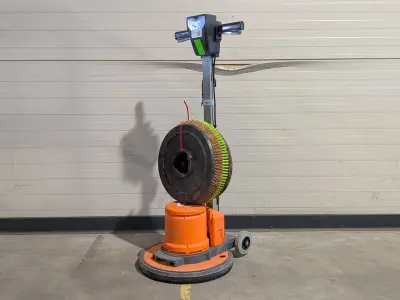 Vloerschuurmachine roterend met stofzuiger 230V, Numatic, HFM 1515, 2024 – kavel bij Onlineveilingmeester, Heerenveen