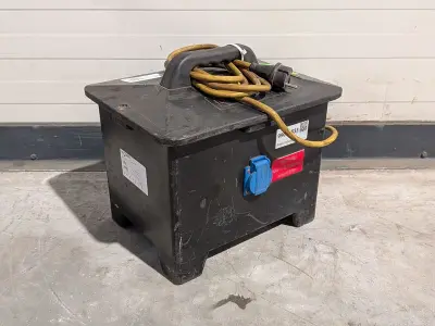 Scheidingstransformator 230V 2500VA, Elspro, Aachen 3980002, 2018 – kavel bij Onlineveilingmeester, Heerenveen