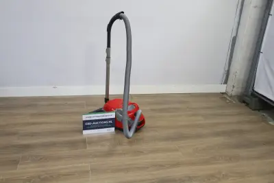 AEG stofzuiger – kavel bij GSD Auctions, Zoeterwoude