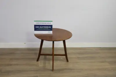 Rond houten salontafel, Koffietafel – kavel bij GSD Auctions, Zoeterwoude