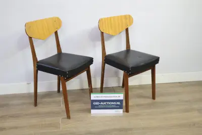 Set van 2 Vintage Stoelen - Jaren '60 – kavel bij GSD Auctions, Zoeterwoude