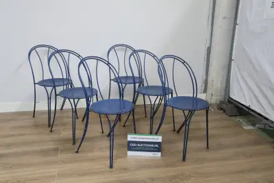 Set van 6 blauwe metalen stoelen – kavel bij GSD Auctions, Zoeterwoude