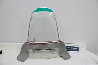 Windscherm voor scooter of motor – kavel bij GSD Auctions, Zoeterwoude