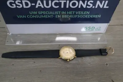 Prachtig sierlijk goudkleurig Poljot horloge met zwarte leren band – kavel bij GSD Auctions, Zoeterwoude
