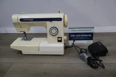 Lewenstein Amazone 10 Naaimachine met Voetpedaal – kavel bij GSD Auctions, Zoeterwoude