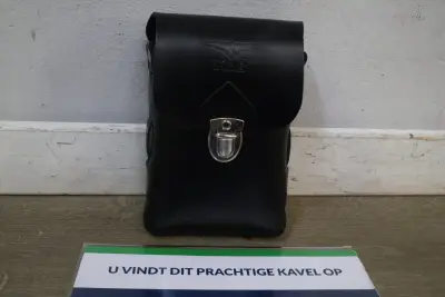 Zwart tasje met MrB logo – kavel bij GSD Auctions, Zoeterwoude