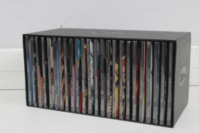 Collectie cd's Der Kleine Momenten in opbergdoos – kavel bij GSD Auctions, Zoeterwoude