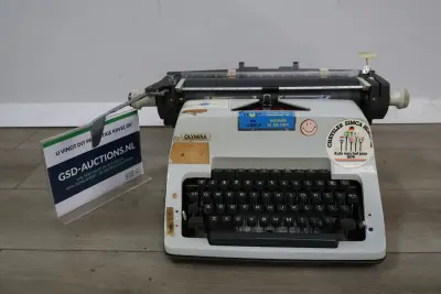 Olympia typemachine – kavel bij GSD Auctions, Zoeterwoude