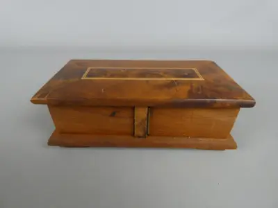 Houten sieraden- of opbergdoos met lade – kavel bij De Kringwinkel, Diest