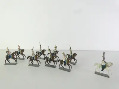 9 paar metalen ruitersoldaatjes te paard – kavel bij De Kringwinkel, Heverlee