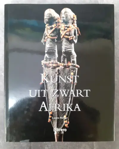 Boek: Kunst uit zwart Afrika – kavel bij De Kringwinkel, Gent