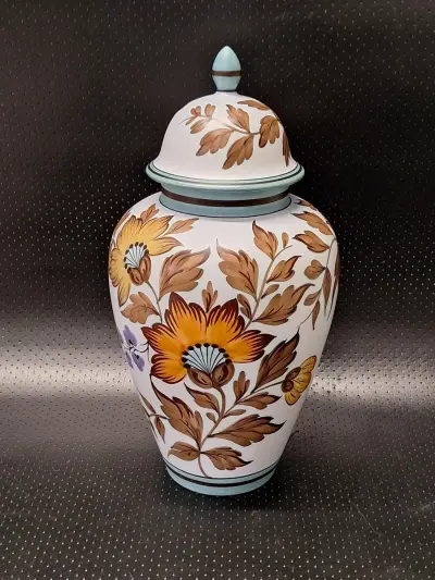 Vintage Gouda Flora Holland Aardewerk Dekselvaas - Decor 'Flora' (#3000) – kavel bij De Kringwinkel, Gent