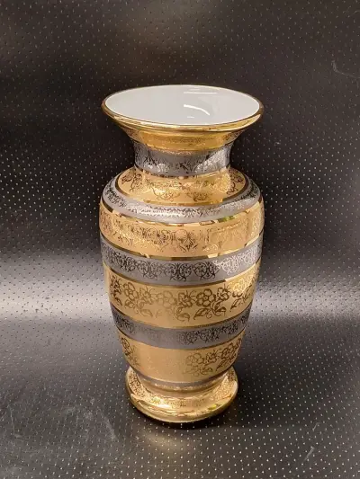 Luxe Porseleinen Vaas - Casa Bohemia S.A. - 24K Goud & Zilver Acid-Etched Decoratie – kavel bij De Kringwinkel, Gent