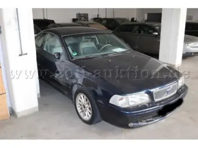1 Volvo C70 Baujahr 2000 – kavel bij Zoll-Auktion, Braunschweig