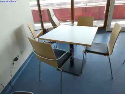 4 Bistro Tables – kavel bij NetBid, Tettnang