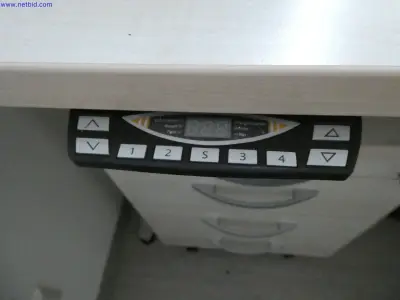 Bureau – kavel bij NetBid, Tettnang