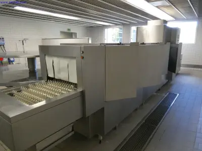 Continuous-flow dishwasher Hobart FTP-E-S-A – kavel bij NetBid, Tettnang