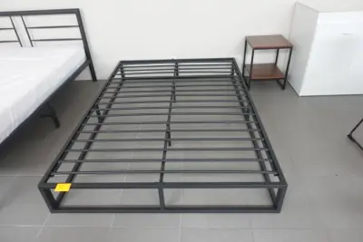Tweepersoonsbed – kavel bij Openbare Verkopen, Waregem