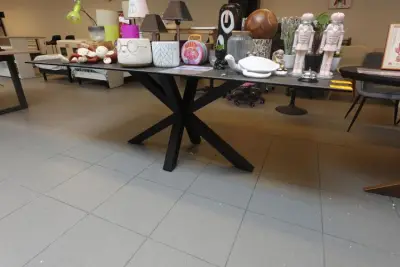 Eettafel Hennie – kavel bij Openbare Verkopen, Waregem