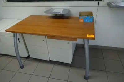 2x Bureau – kavel bij Openbare Verkopen, Waregem
