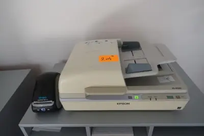 Tv, dymo & scanner – kavel bij Openbare Verkopen, Waregem