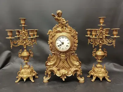 3-delig antiek-stijl pendulestel – kavel bij De Kringwinkel, Ninove
