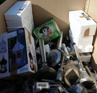 Luxform tuinverlichting (350x) – kavel bij Belga Veilingen, Consumentengoederen Ii • Landen