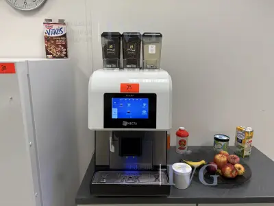 Volledig automatische koffiemachine NECTA Kalea – kavel bij IVG, Neuenburg