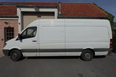 Bestelwagen Mercedes Sprinter – kavel bij Openbare Verkopen, Deerlijk