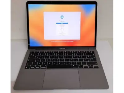 1 Apple, MacBook Air, A2337, M1, 13,3" (ca. 33,74cm), Originalware – kavel bij Zoll-Auktion, Frankfurt am Main