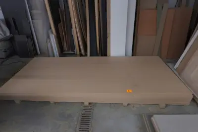 18x MDF-plaat – kavel bij Openbare Verkopen, Deerlijk