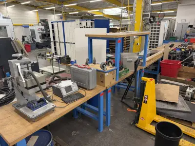 8 Workbenches – kavel bij NetBid, Radolfzell am Bodensee
