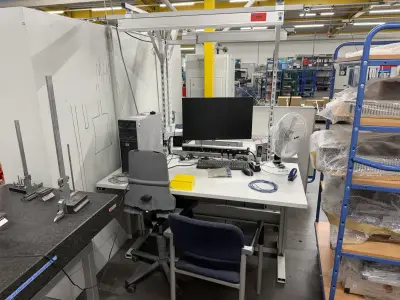 2 Assembly Tables – kavel bij NetBid, Radolfzell am Bodensee