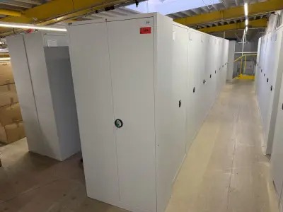 Posten Metal Cabinets überw. Delta-V – kavel bij NetBid, Radolfzell am Bodensee