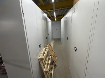 Posten Metal Cabinets überw. Delta-V – kavel bij NetBid, Radolfzell am Bodensee