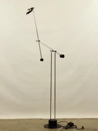 Vintage Minimalistische Halogeen Vloerlamp met Contragewicht (Jaren '80) – kavel bij De Kringwinkel, Antwerpen