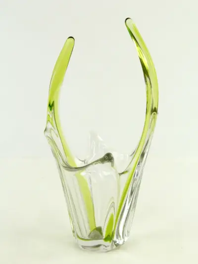 Mid-Century vaas – Limoengroen en helder kristal jaren 50/60 – kavel bij De Kringwinkel, Antwerpen