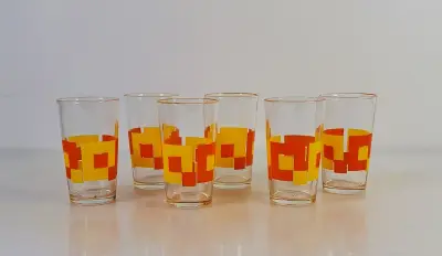 Set van zes Italiaanse vintage glazen, jaren 1960-1970 – kavel bij De Kringwinkel, Turnhout