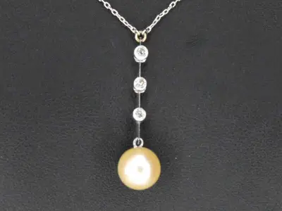 Witgouden ketting met parel en diamanten – kavel bij Onlineveilingmeester