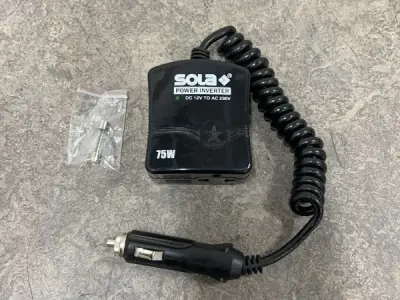 5x Sola KFZ-adapter CC van 12V naar 220V – kavel bij XL Auctions
