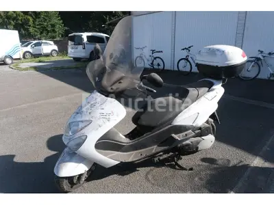 Scooter Yamaha YP125E (2009-3,610 km)(VIN:VTLSE068000011453) – kavel bij Auctelia, Flémalle