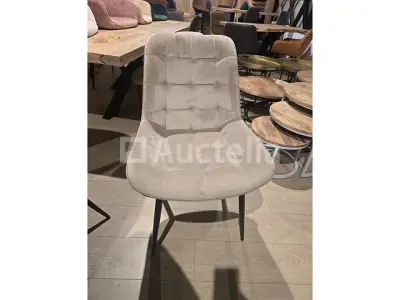 4 nieuwe beige fluwelen stoelen – kavel bij Auctelia, Meix-devant-Virton