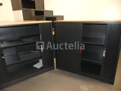 2 Lage kasten met luiken – kavel bij Auctelia, Saint-Gilles